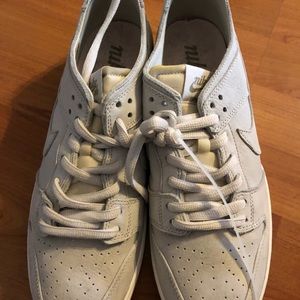 Men’s Nike shoes. Never worn